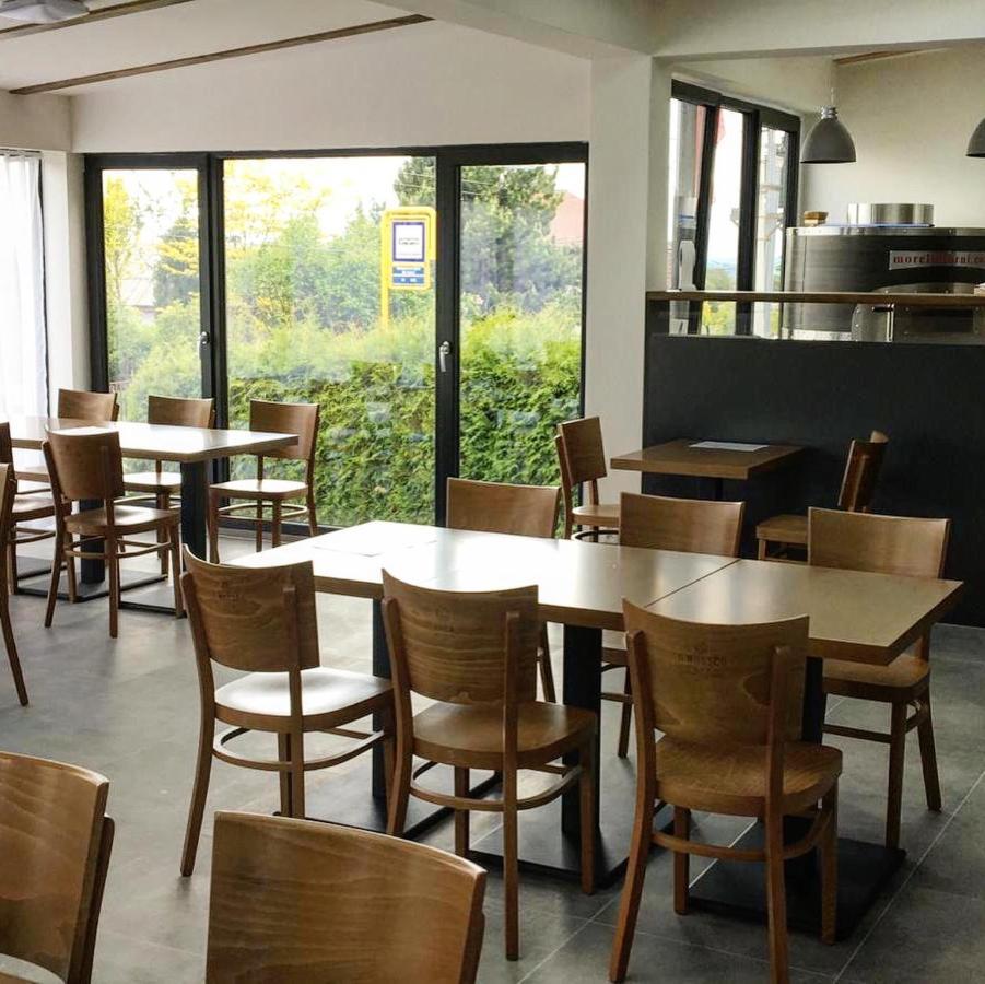 Restaurace A Penzion U Hasicu Klimkovice Екстер'єр фото